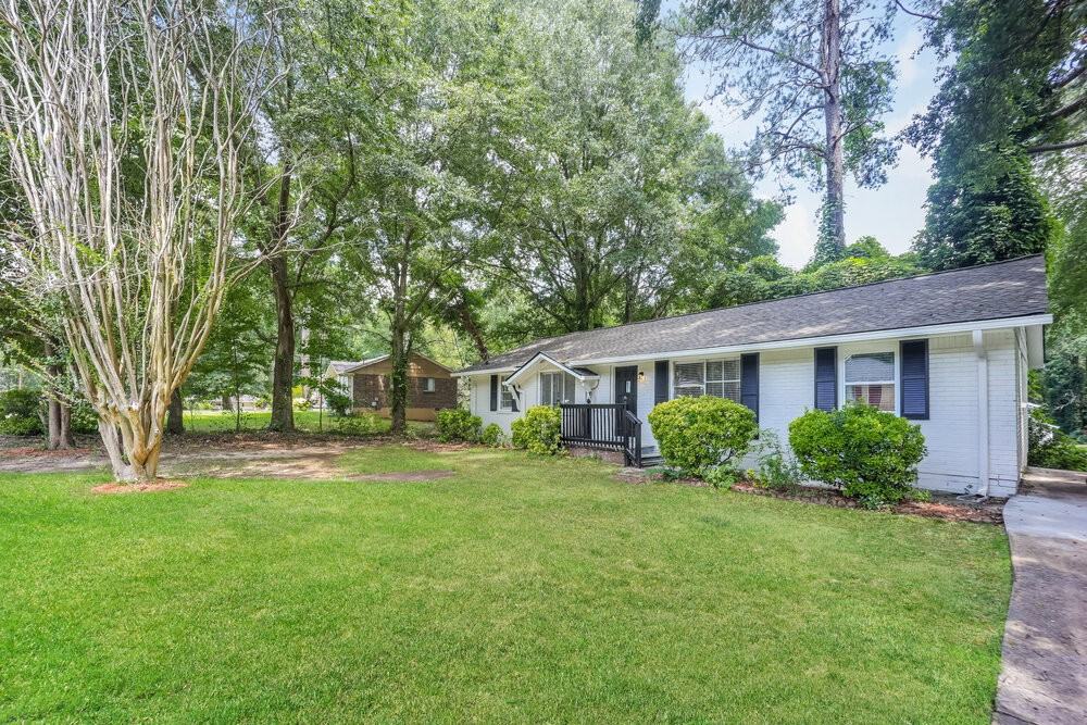 8268 Dunellen Ln - Photo 3 of 16