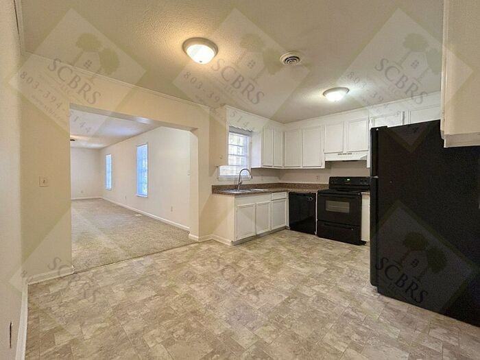 4236 Leeds St - Photo 3 of 11