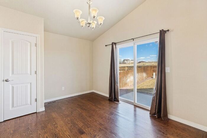 7836 Clymer Way - Photo 4 of 27