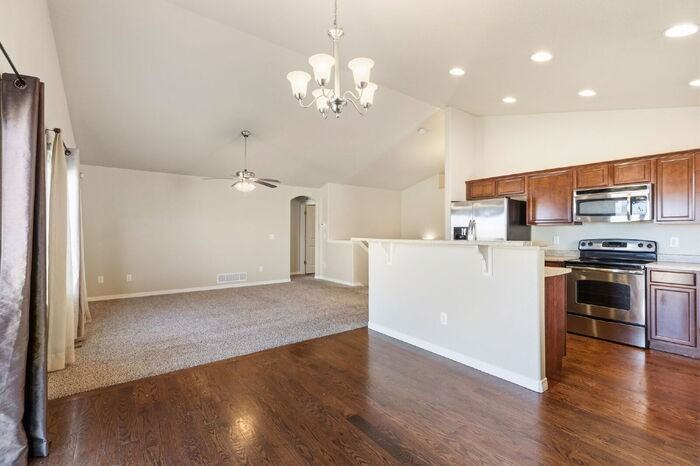 7836 Clymer Way - Photo 5 of 27