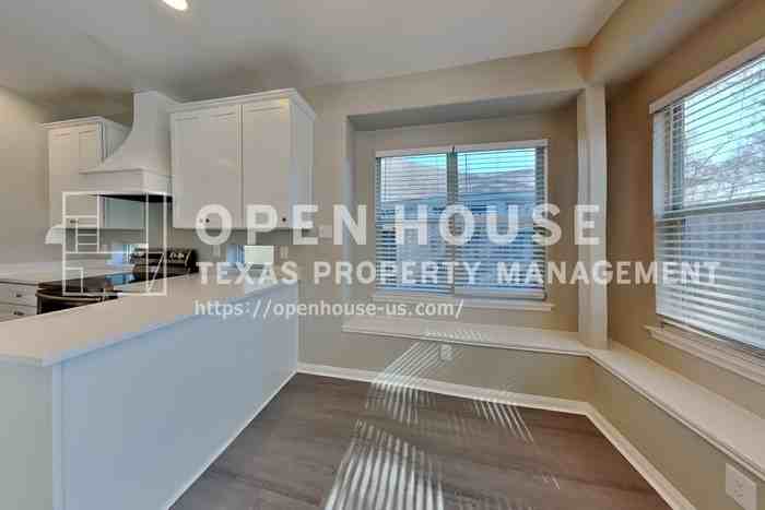 2610 Hilldale Park Ln - Photo 7 of 24