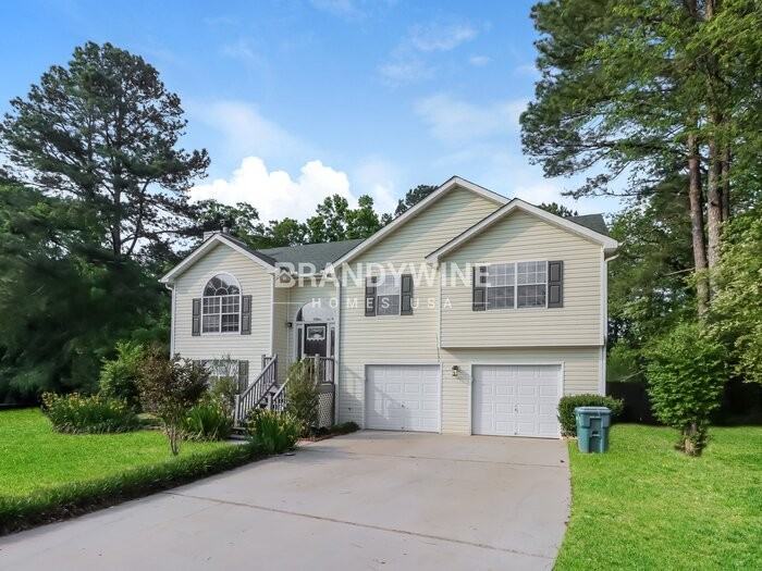 113 Eva Dr - Photo 2 of 20