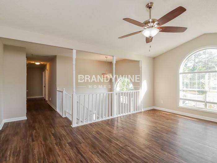 113 Eva Dr - Photo 5 of 20