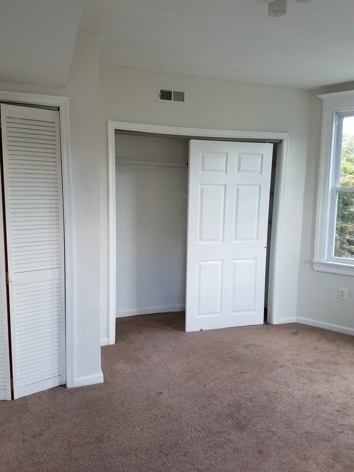 6306 N 13th St #2 - Photo 3 of 15