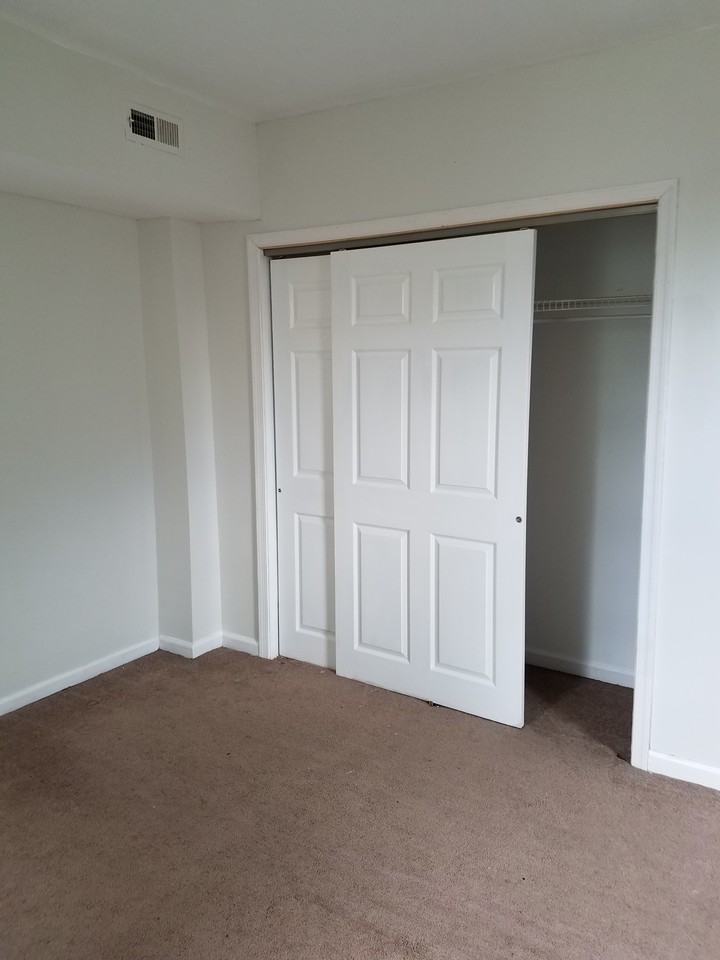 6306 N 13th St #2 - Photo 7 of 15