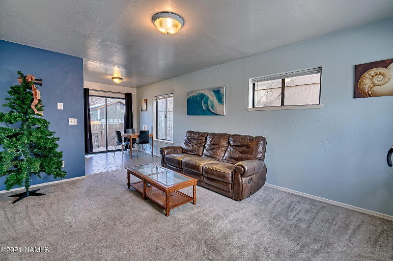 508 S Fountaine St #B - Photo 7 of 12