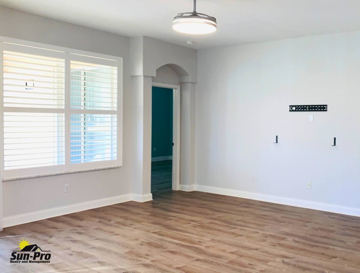 821 Wingate Trl - Photo 3 of 10