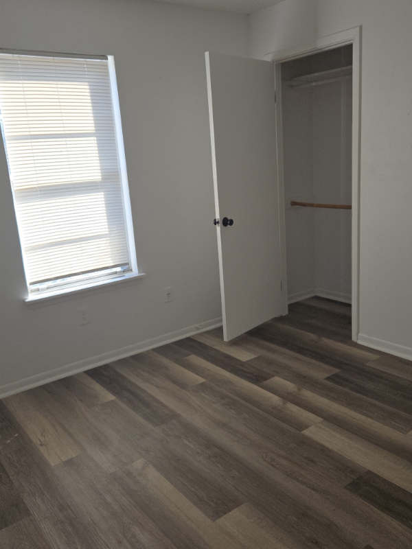 800 2nd St - Photo 7 of 10