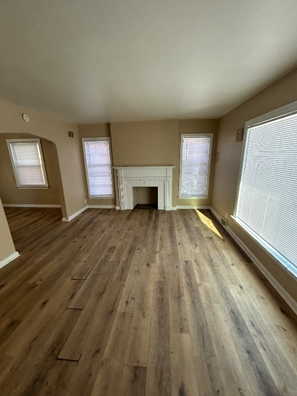 4313 N 22Nd - Photo 2 of 6