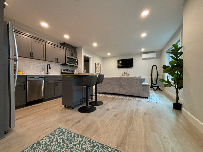 3815 Se Tenino St #B - Photo 2 of 16