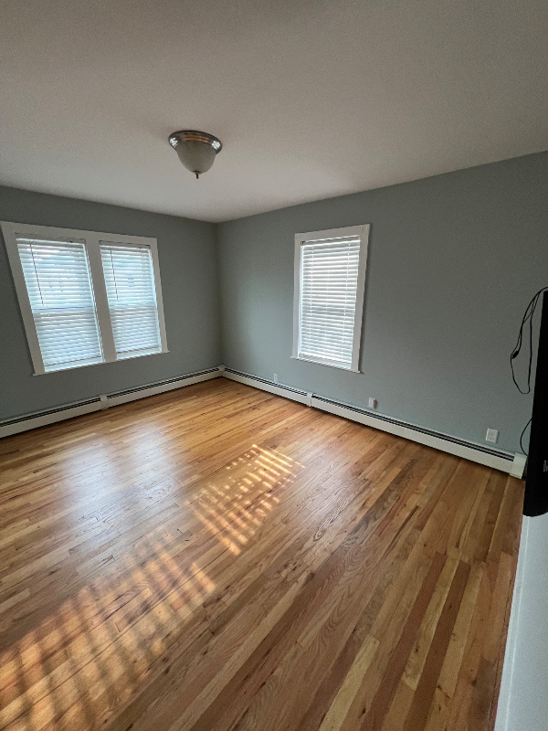30 Chase St #2 - Photo 2 of 8