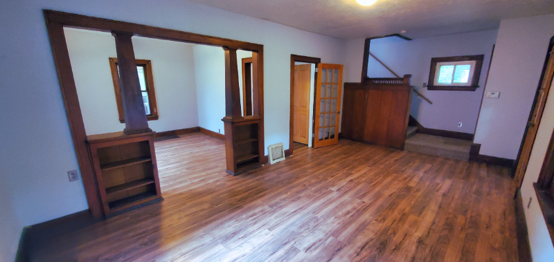 710 Morgan Ave - Photo 2 of 11