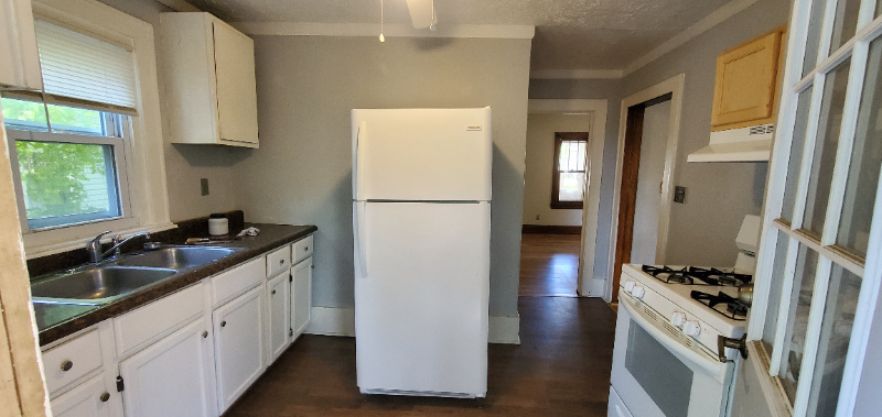 710 Morgan Ave - Photo 6 of 11