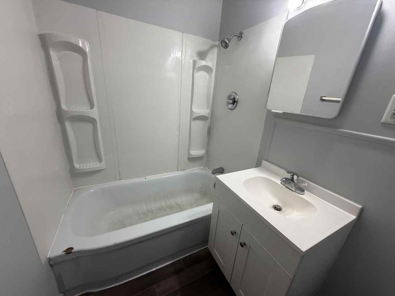 1541 E Fairchild St #E - Photo 4 of 11