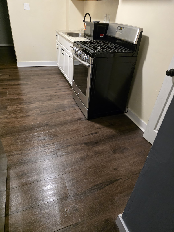 436 N Patterson Park Ave - Photo 2 of 21