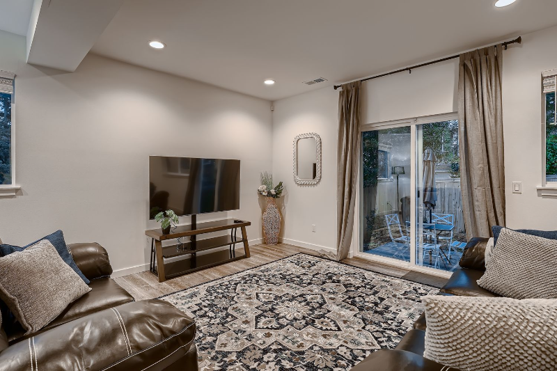 Ne 20th St #3117 - Photo 5 of 20