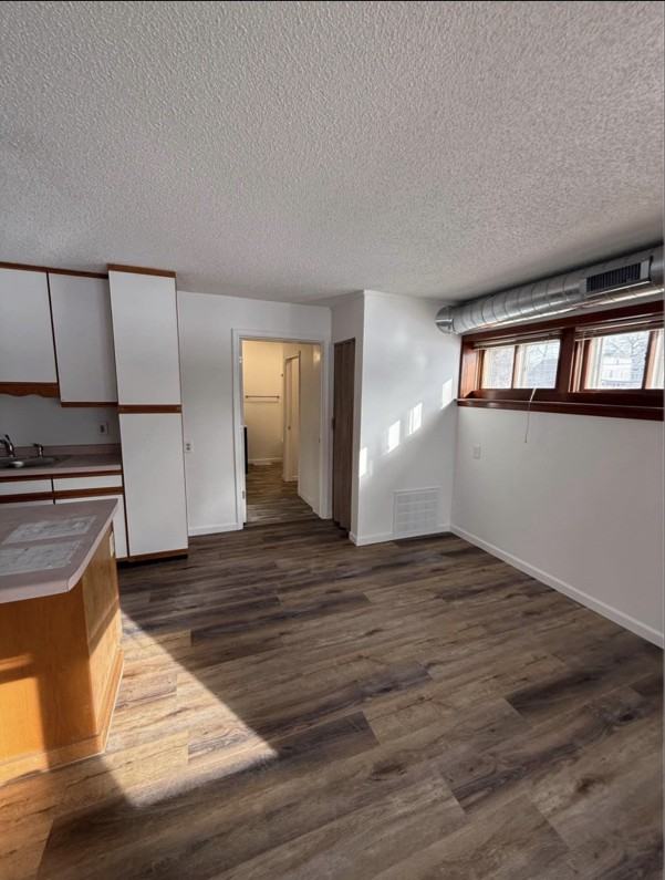 11074 35th St N - Photo 2 of 11