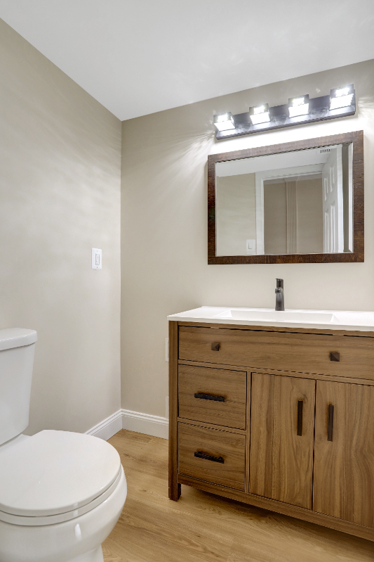 400 Madison St #806 - Photo 2 of 20