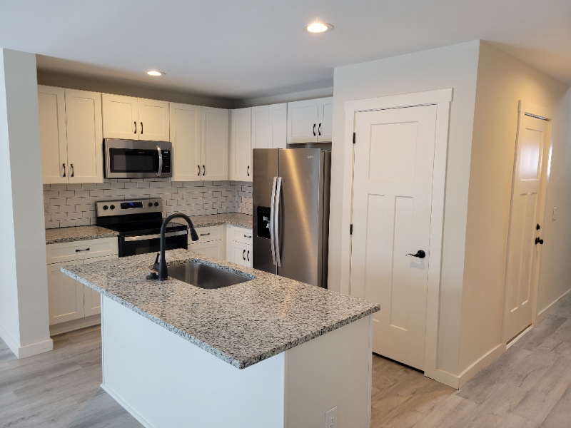 31st St Sw - Photo 2 of 10