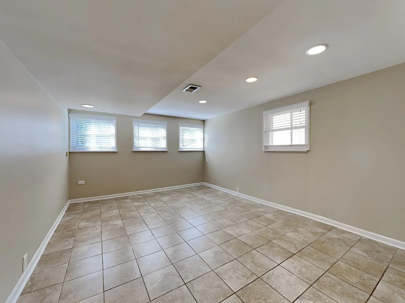 9051 Forestview Rd - Photo 5 of 17