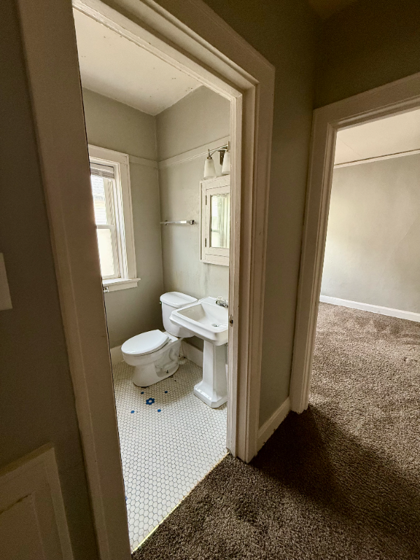 502 N 39th St #6 - Photo 5 of 6