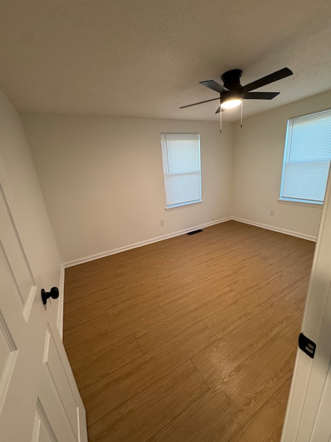 6605 Vandre Ave - Photo 7 of 17