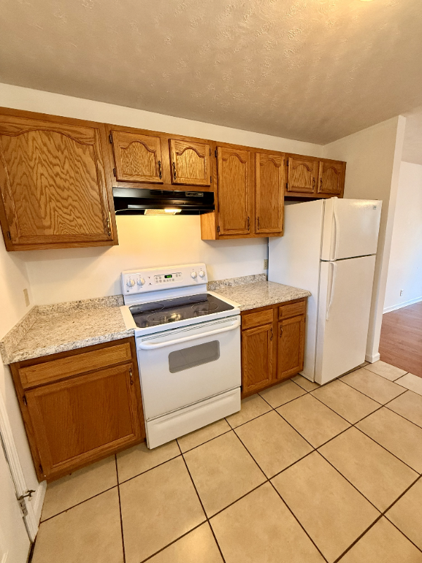 38 Long Meadow Dr #1 - Photo 5 of 14