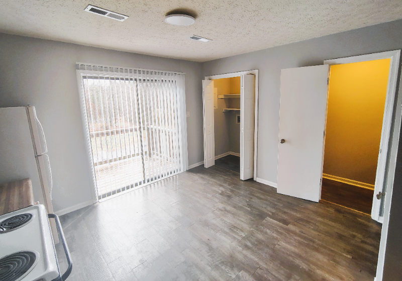22 Fonda Dr - Photo 2 of 7