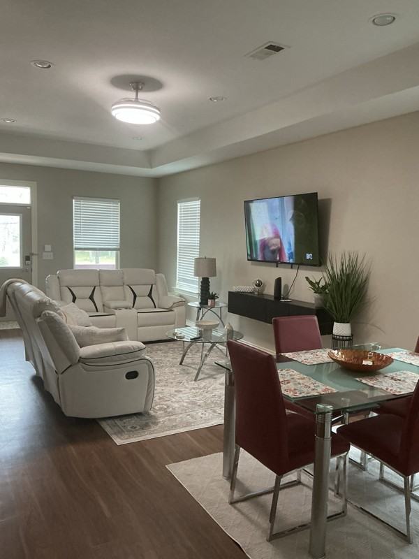 516 Amy St - Photo 4 of 14