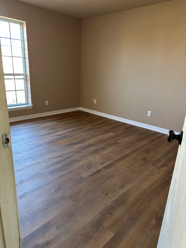 7916 Shannon Ln - Photo 4 of 8