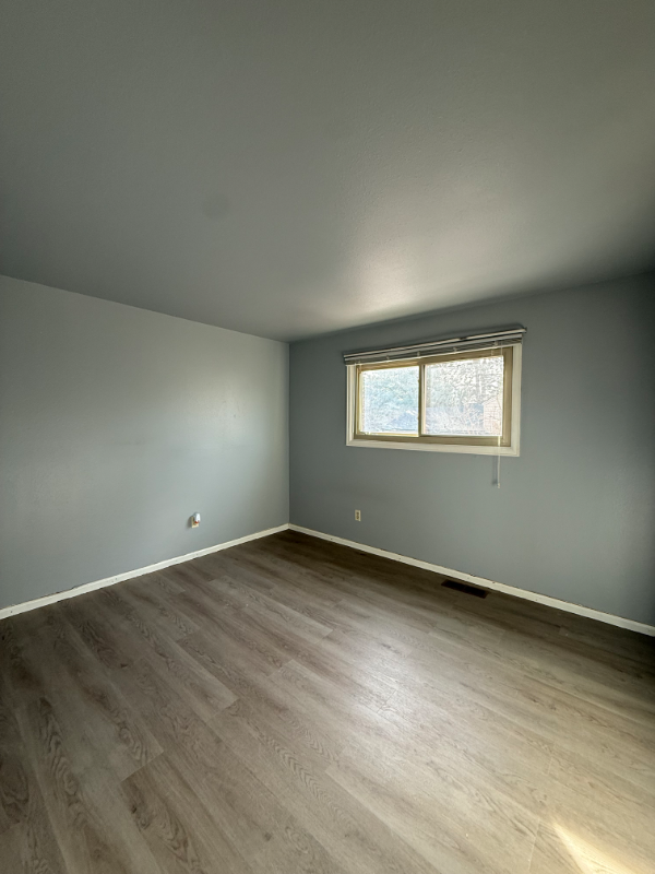 15135 E Wesley Ave - Photo 5 of 10