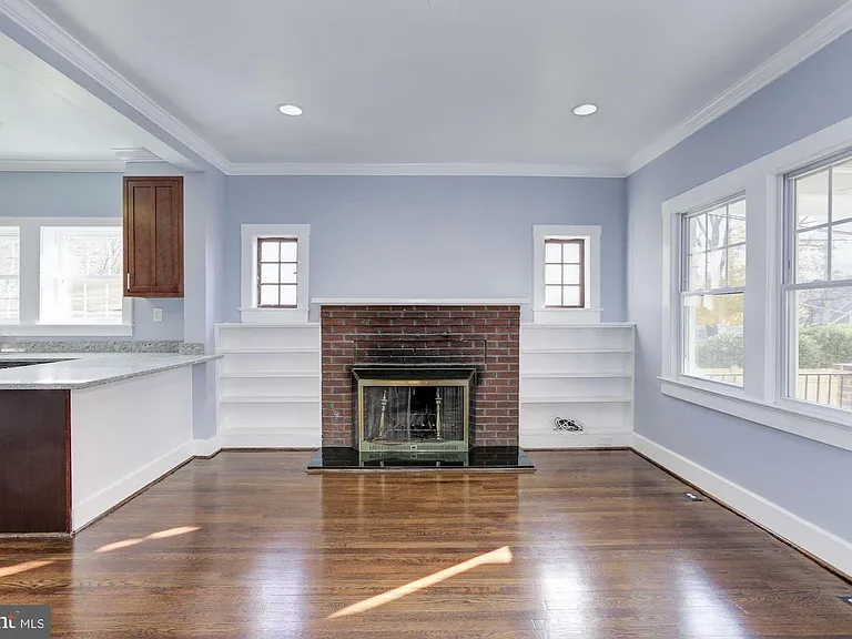 811 Thayer Ave #1 - Photo 7 of 20