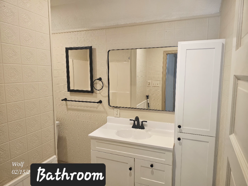 205 Clark St - Photo 2 of 14