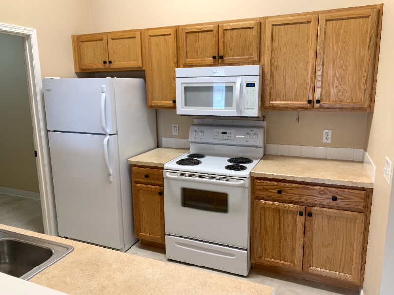 712 Oakmont Rd #3 - Photo 5 of 7