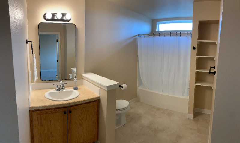 712 Oakmont Rd #3 - Photo 6 of 7