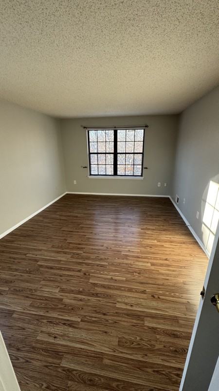 24 Colonial Ct - Photo 7 of 11