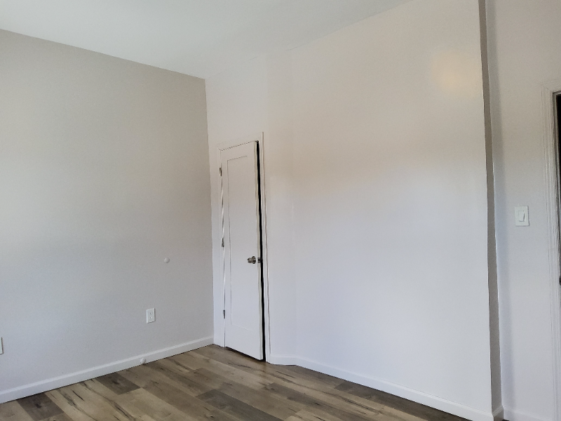 28 Vineyard Ave #1 - Photo 7 of 12