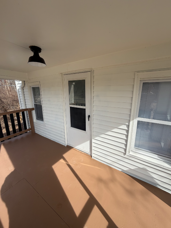 625 N Main St - Photo 3 of 17
