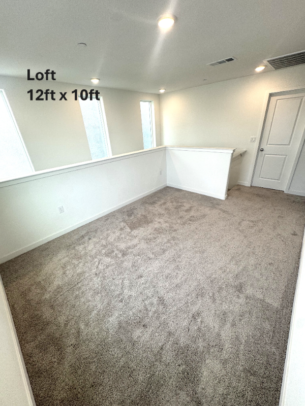 1379 Leonhardt Loop - Photo 6 of 11