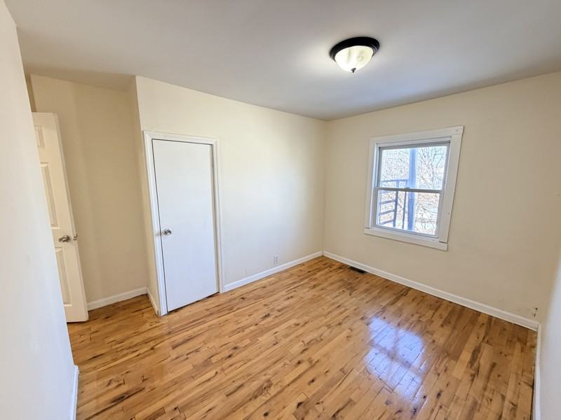 113 Delavan Ave - Photo 2 of 15