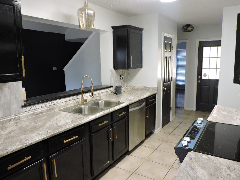 7730 Hunters Green Cir N - Photo 3 of 7