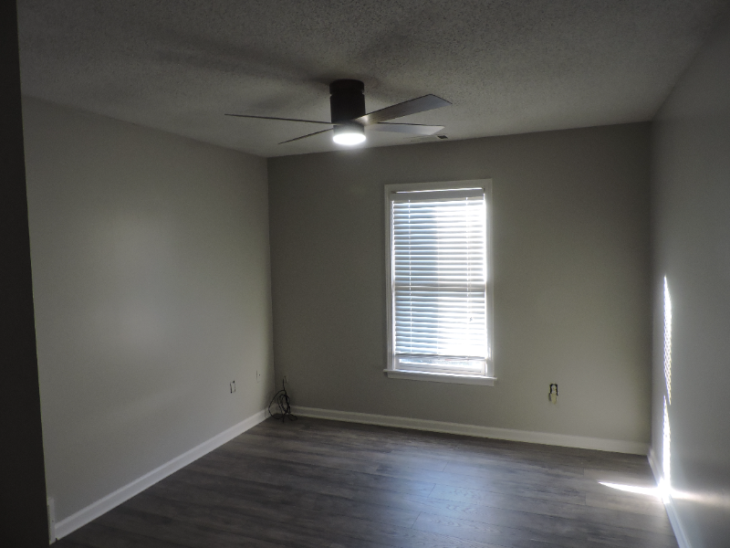 7730 Hunters Green Cir N - Photo 6 of 7