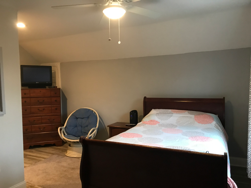 345 Jay St - Photo 4 of 7