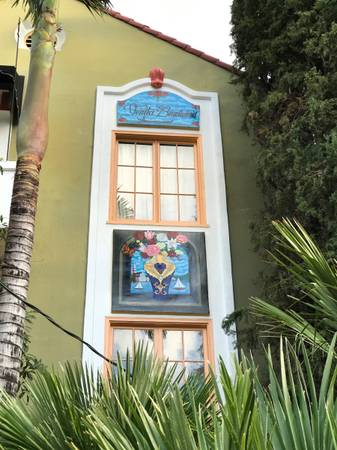 2028 N. Beachwood Cyn. Dr. #305 - Photo 3 of 22