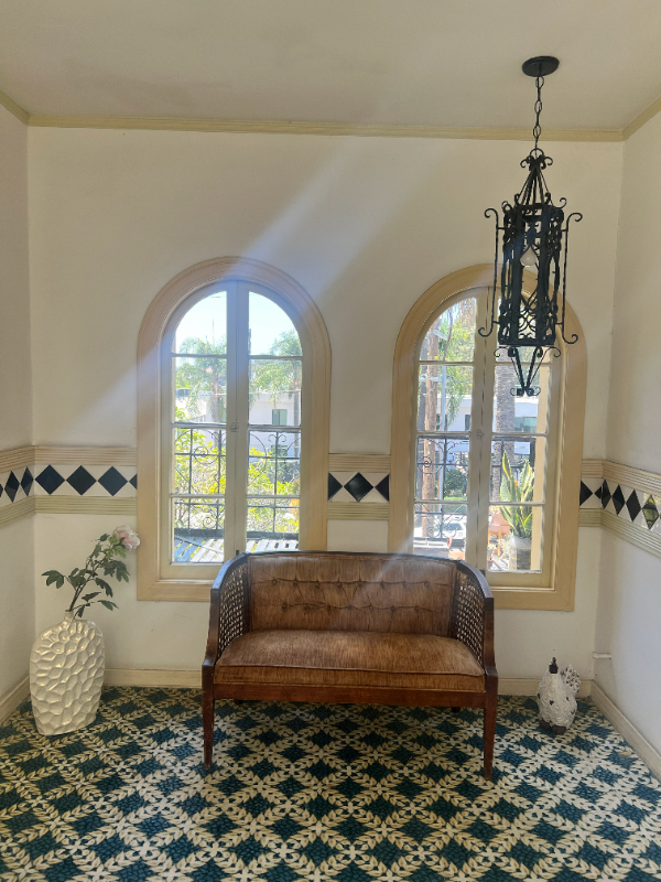 2028 N. Beachwood Cyn. Dr. #305 - Photo 7 of 22