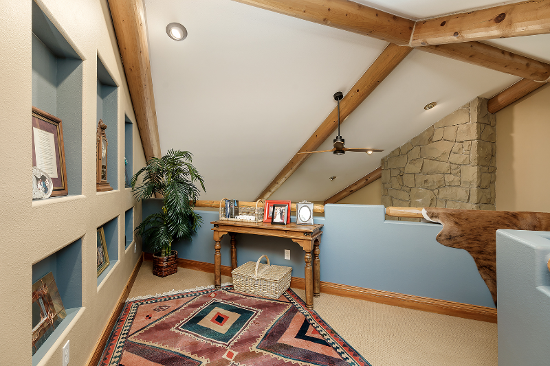 3322 Stony Ridge Rd - Photo 4 of 19