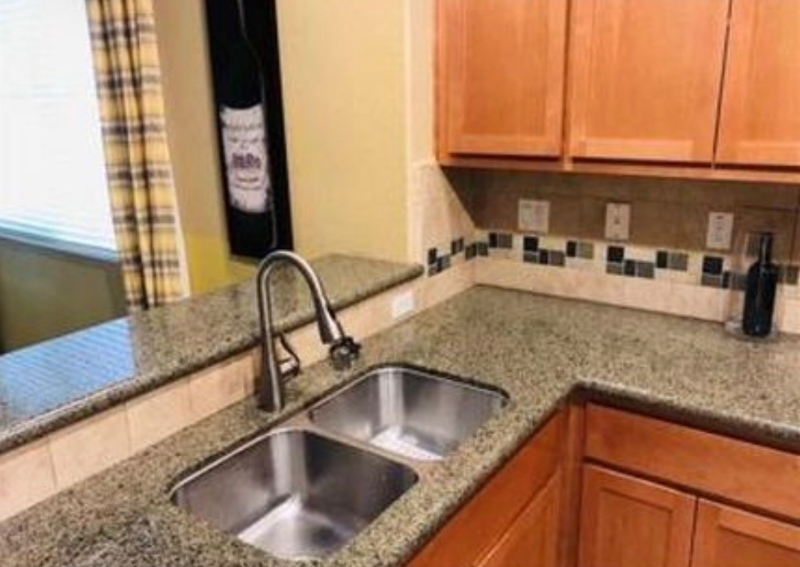 700 Old Oak Ln #1 - Photo 7 of 11