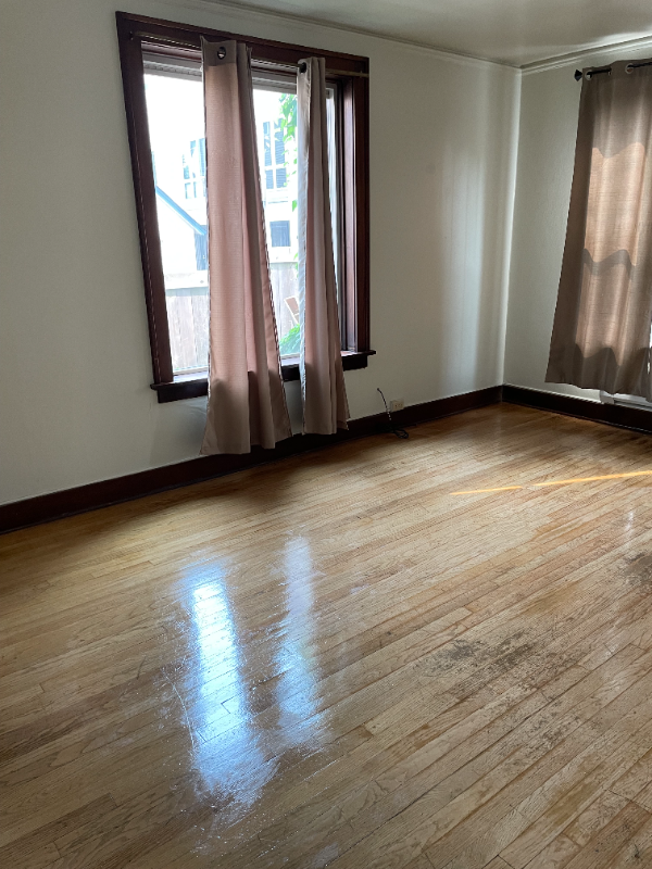 1810 15th Ave #203 - Photo 3 of 4