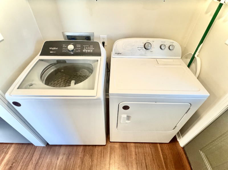 3301 John Hancock Dr - Photo 7 of 20