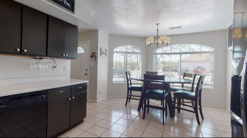 1744 Blueberry Dr Ne - Photo 6 of 10